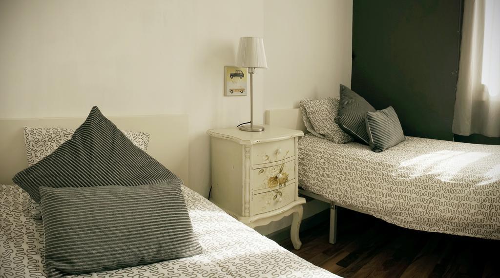 Apartamento Lempika Barcelona Habitación foto